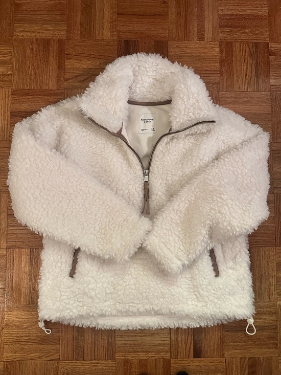 Abercrombie & Fitch Tops - NWOT Abercrombie Fuzzy Sherpa Quarter Zip Pullover Sweatshirt
